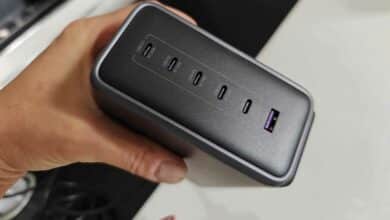 Une station équipée de 6 ports USB.