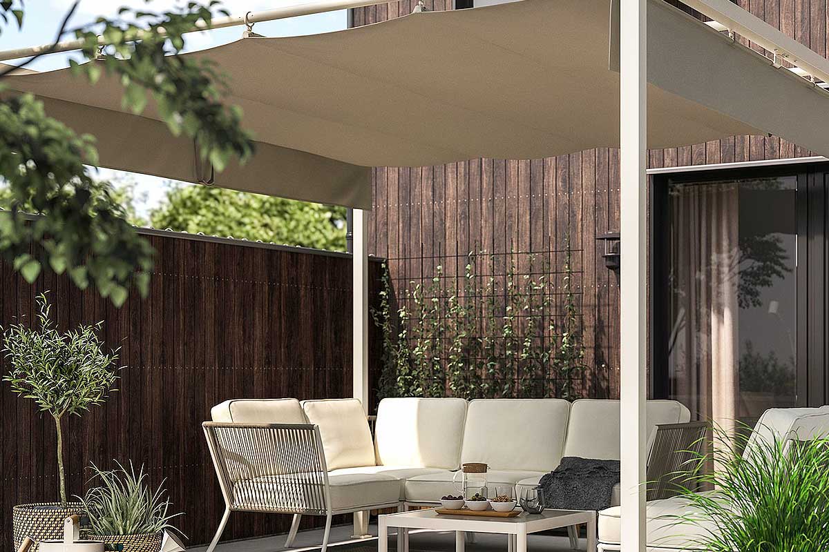 Une pergola sur une terrasse.