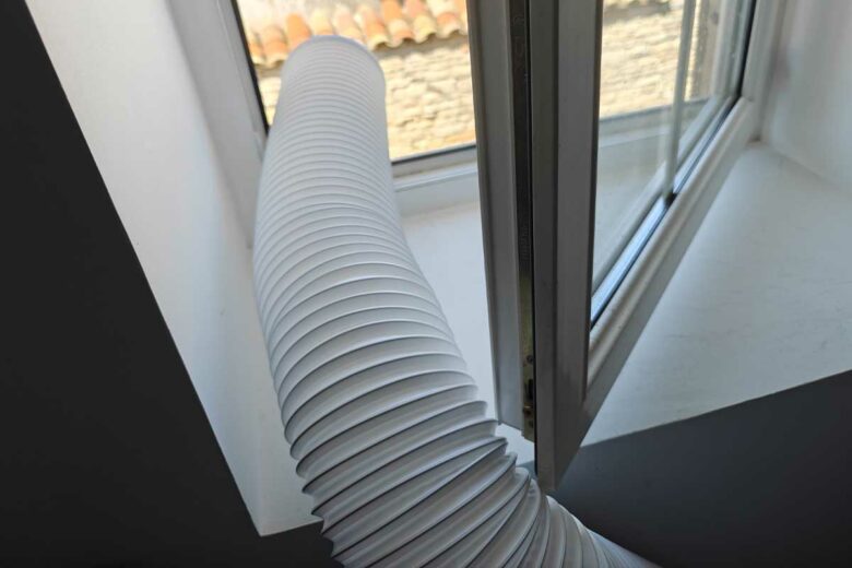 Un climatiseur mobile est une solution d'appoint pour rafraichir une pièce, mais pas dénué d'inconvénients.