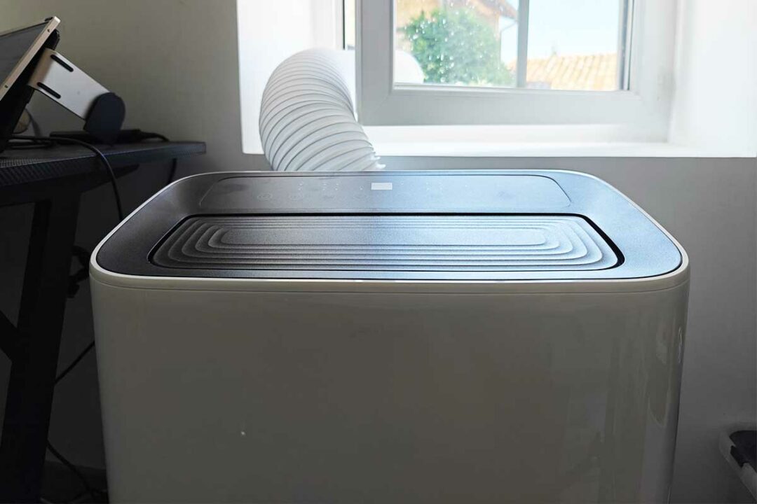 Quels sont les avantages et inconvénients d'un climatiseur mobile ? Image d'illustration non contractuelle. Crédit photo : M. Moignet pour NeozOne