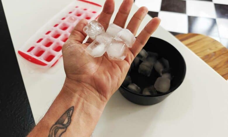 Comment rafraîchir une pièce avec des glaçons ?