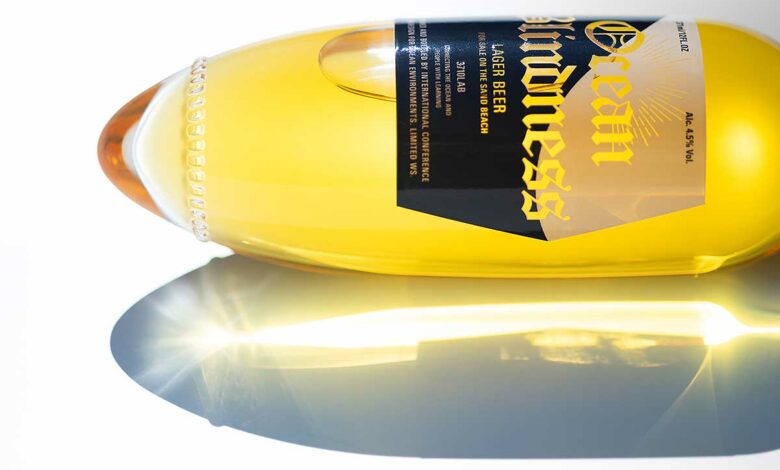 Une bouteille de bière qui fait le buzz.