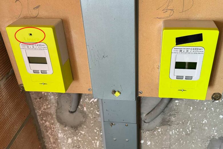 Deux compteurs Linky.