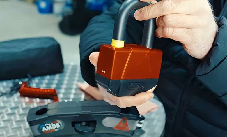 Avec son système antivol récompensé au concours Lépine, AMBD souhaite stopper le vol d'engins de chantier.