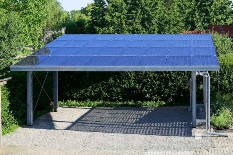 Un carport photovoltaïque.