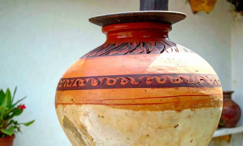Ce pot en argile destiné à rafraichir l'eau existe depuis très longtemps.