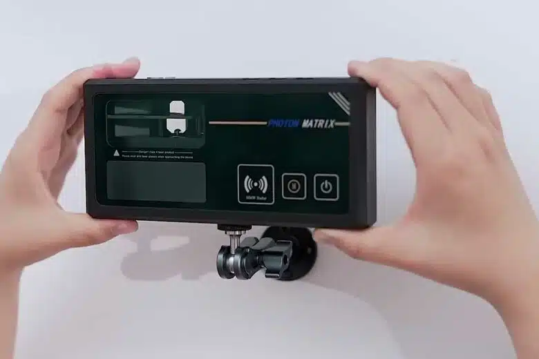 Une installation simple de l'antimoustique Photon Matrix.