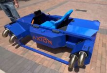 La voiture volante Axion dotée de huit moteurs.