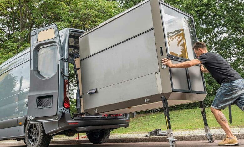Un kit d'aménagement mobile.