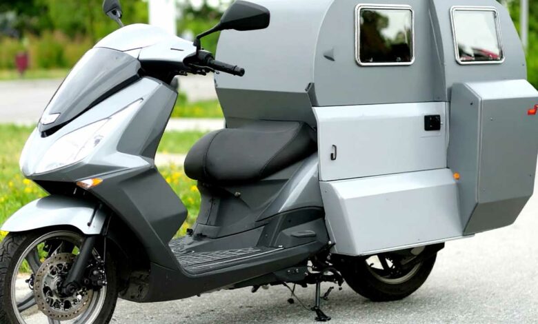 Une cabine camping car pour scooter.