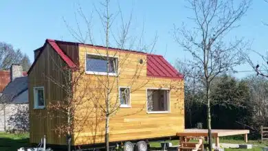 La tiny house Eden a trouvé sa place en Normandie.