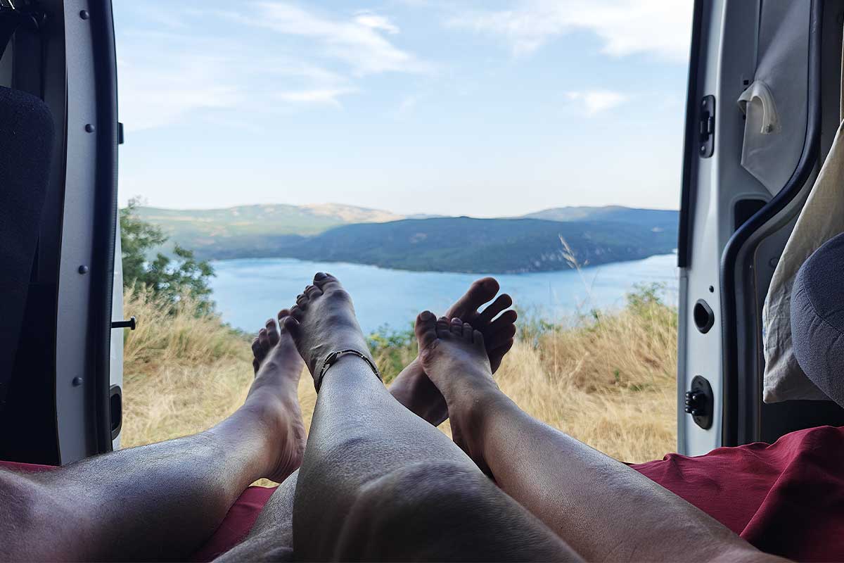 La vanlife dans un coin superbe.