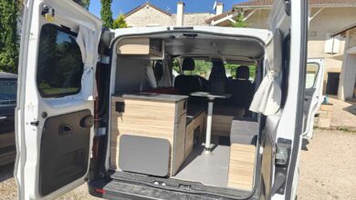 Un van disposant de tout le confort nécessaire.