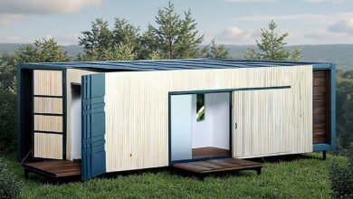 Pour l'hébergement des séniors au plus proche de leur famille, Médibox propose des containers maritimes transformés en logements autonomes. Photo d'illustration non contractuelle. Crédit : Shutterstock / Medibox