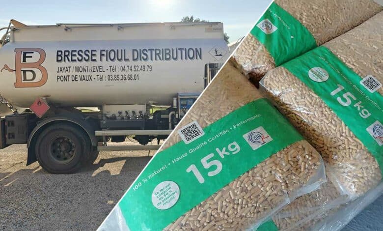 Un camion de livraison de fioul et une palette de pellets.