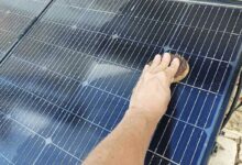 Nettoyage de panneaux solaires.