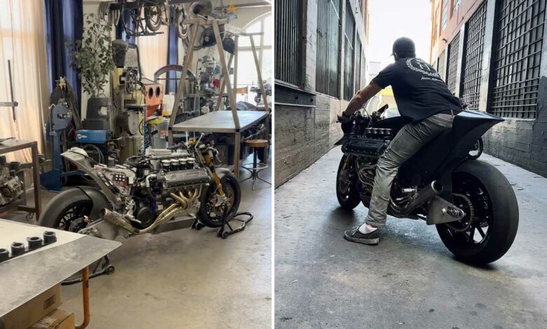 Une moto dotée d'un moteur de Ferrari.