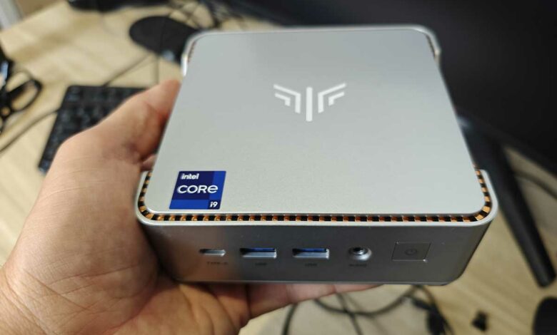 NiPoGi Hyper H2 Mini PC Ιntel Core i9-11900H (8 C/16 T, jusqu'à 4,90 GHz), 32 Go (2 x 16 Go) DDR4 1 to M.2 NVMe SSD.