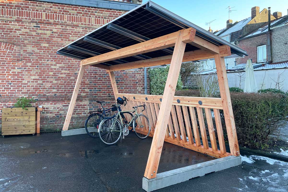 Un Tocyclo pour recharger son vélo électrique.