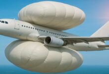 Un avion avec des airbags.