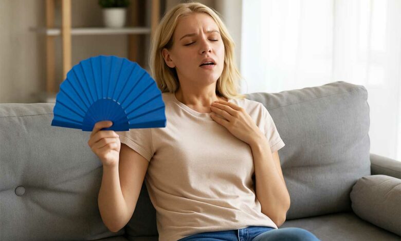 Une femme qui a très chaud.