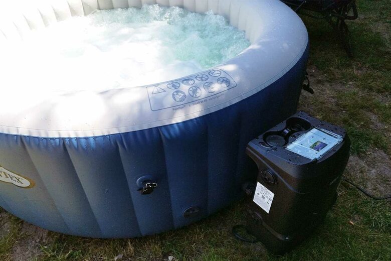 Le système de chauffage et filtration.