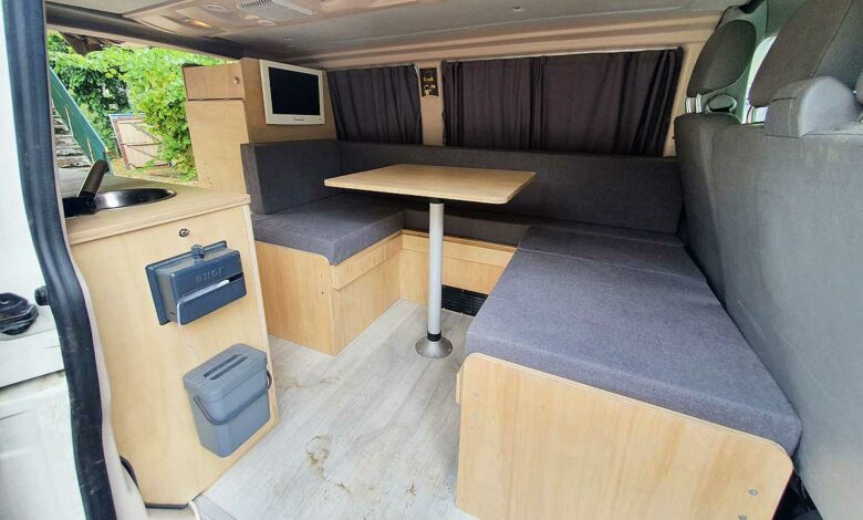 Un aménagement de Volkswagen T5 réalisé par Van Adventures.