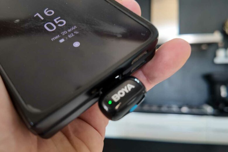 Le connecteur sur mon smartphone.