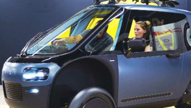 Un vélomobile en présentation.