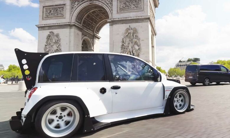 Le 1000tipla dans les rues de Paris.