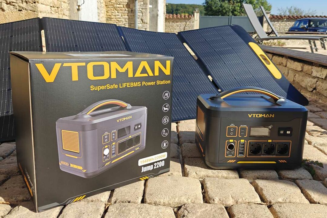Vtoman Jump 2200 station électrique portable 2200W, générateur solaire de 1548Wh, batterie LiFePO4 avec booster batterie voiture, puissance d'entrée augmentée à 400W