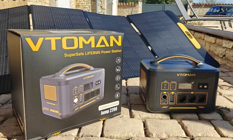 Vtoman Jump 2200 station électrique portable 2200W, générateur solaire de 1548Wh, batterie LiFePO4 avec booster batterie voiture, puissance d'entrée augmentée à 400W