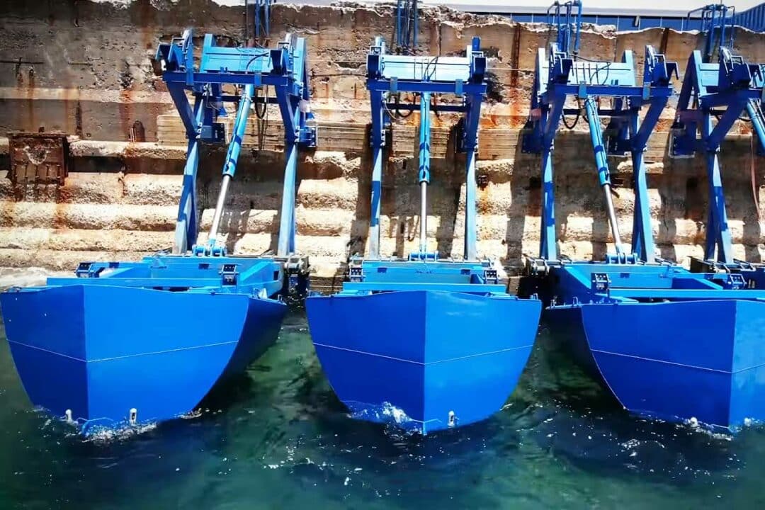 Des flotteurs Eco Wave Power.