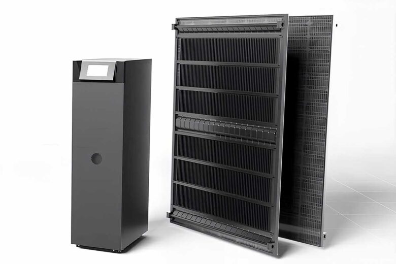Le système Dualsun MAX composé d'une unité intérieure et de panneaux solaires thermiques.