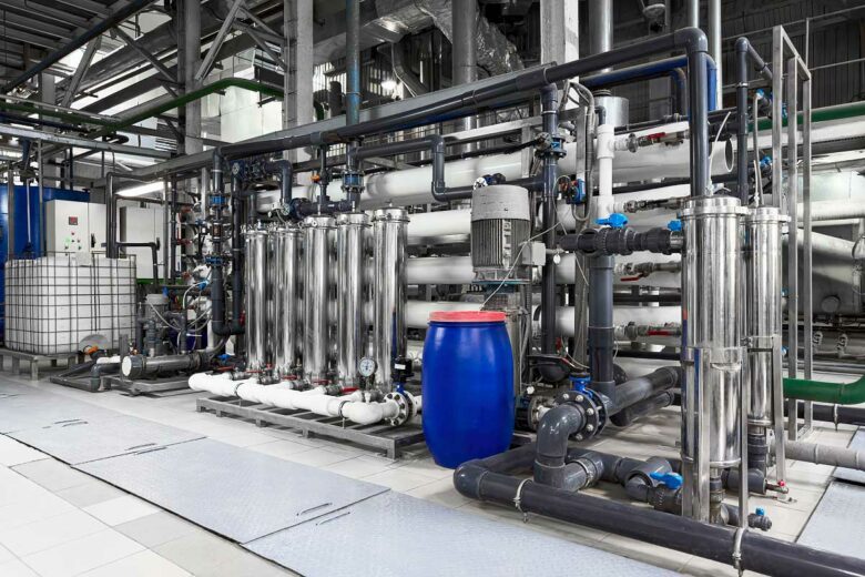 Une installation industrielle osmotique.
