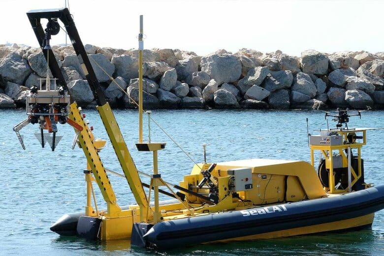 Un système pour récupérer les déchets au fond de la mer.