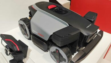 Le Rockmow Z1 de Roborock lors du salon IFA 2025.