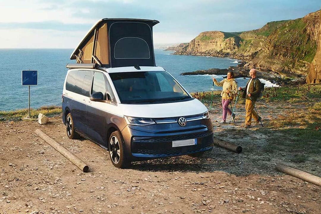 Un van California.