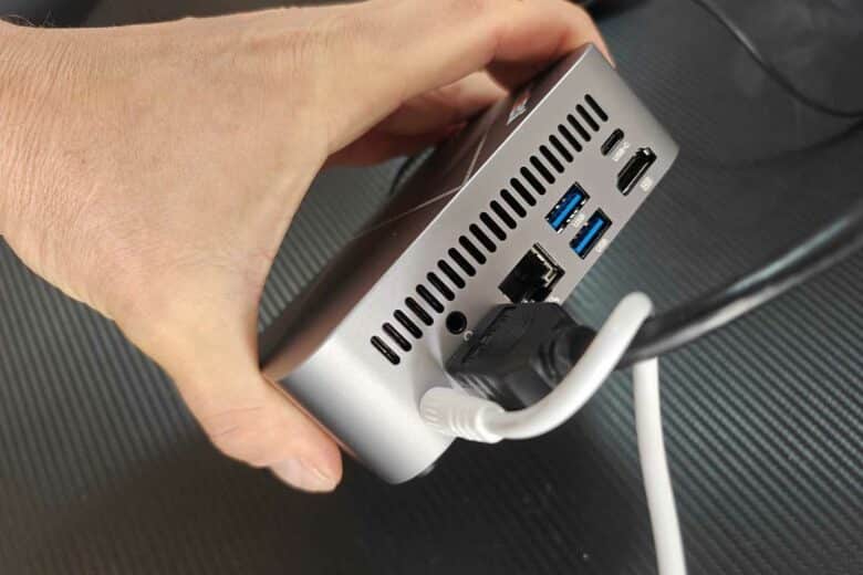 Une connectique généreuse.