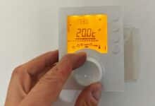 Un thermostat pour le chauffage.