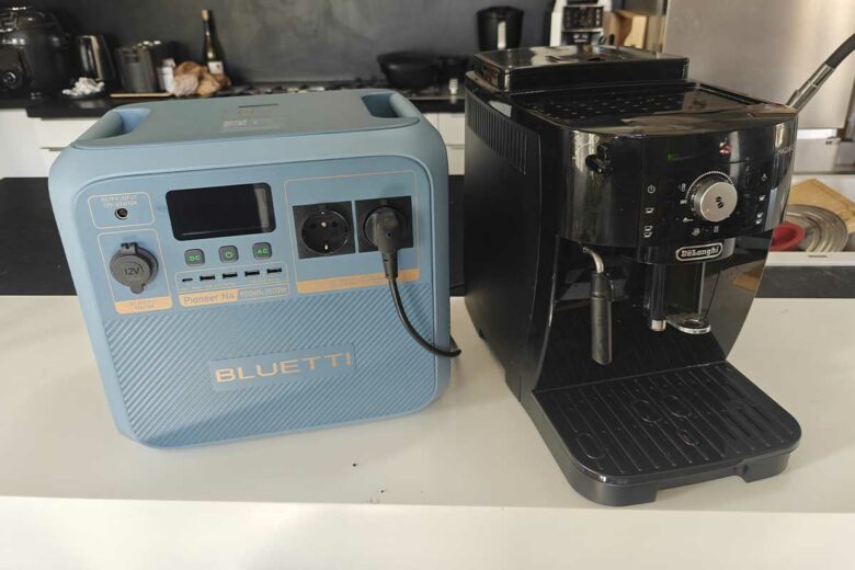 Un premier test avec une cafetière à grain.