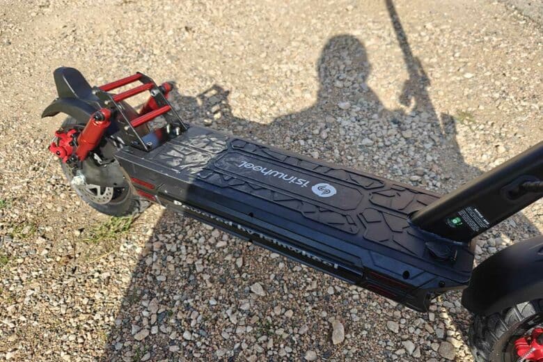 Une batterie amovible.