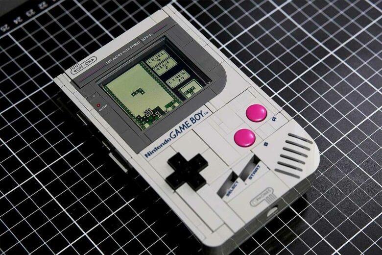 Une console Game Boy en Lego fonctionnelle.