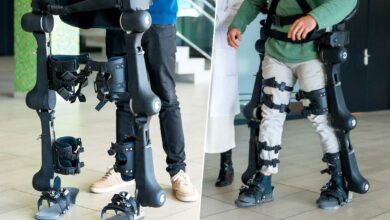 Un exosquelette utilisé pour marcher.