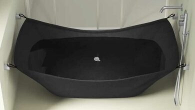 Une baignoire hamac.