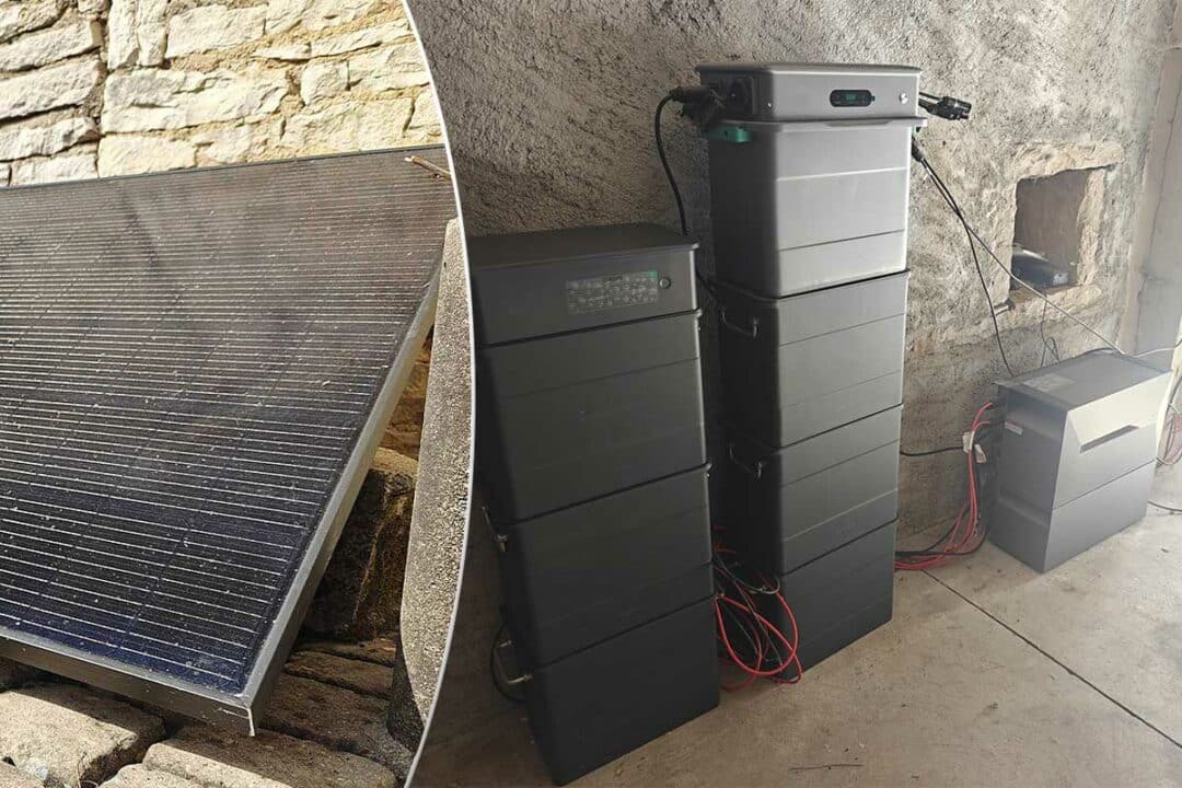 Panneaux solaires et batteries résidentielles.