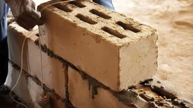 Un bloc de construction moins polluant et aussi résistant que le béton.