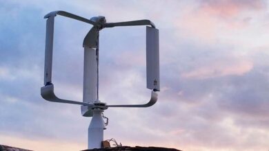 Une éolienne domestique avec des pales adaptatives.