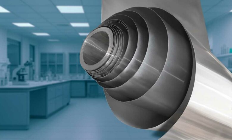 Un rouleau d'aluminium.