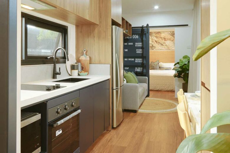 Un superbe aménagement intérieur pour cette maison conteneur.